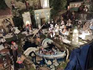 12 La Creche